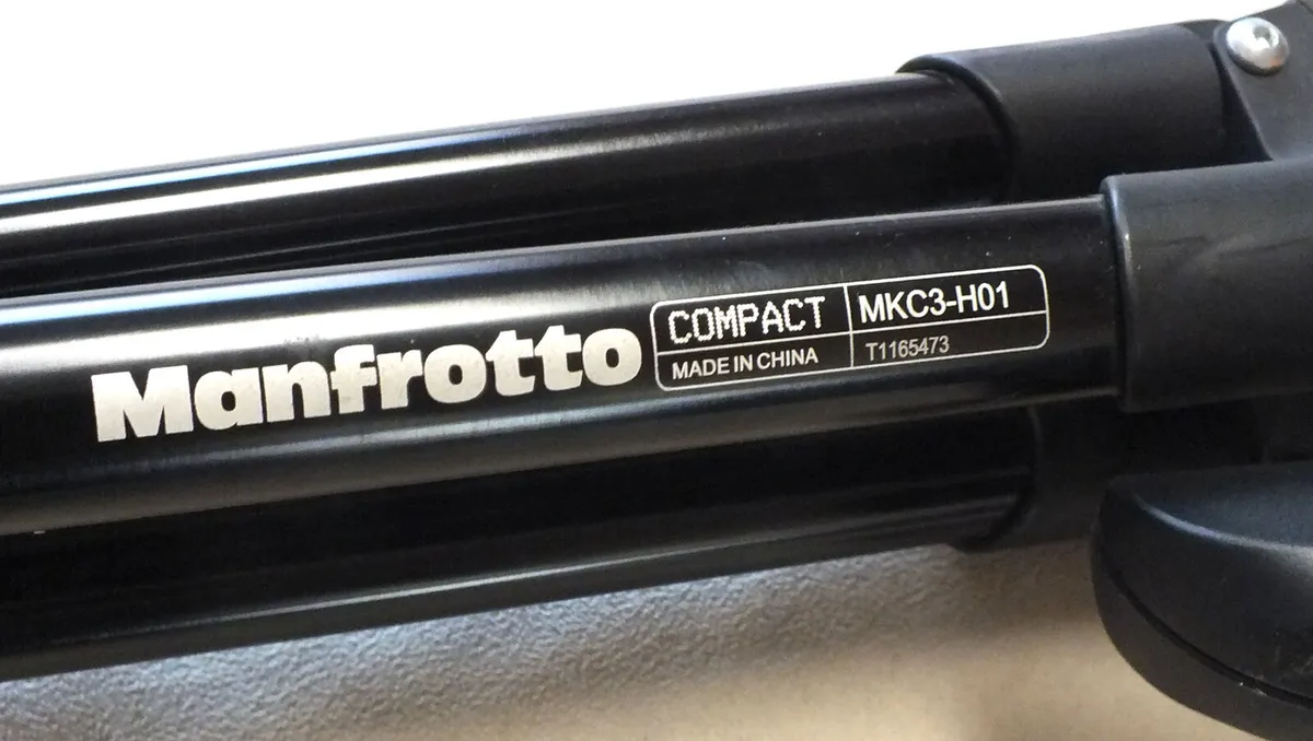 8 Amazing Professional Video Tripod for 2024