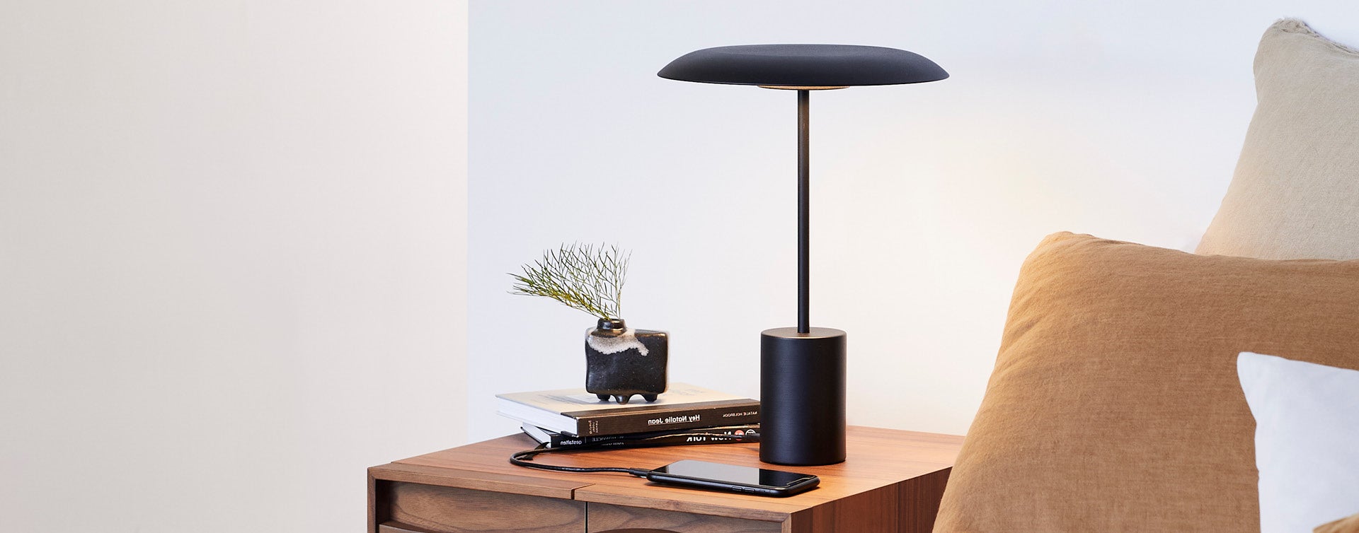 8 Amazing Table Lamp Wireless Charging for 2024