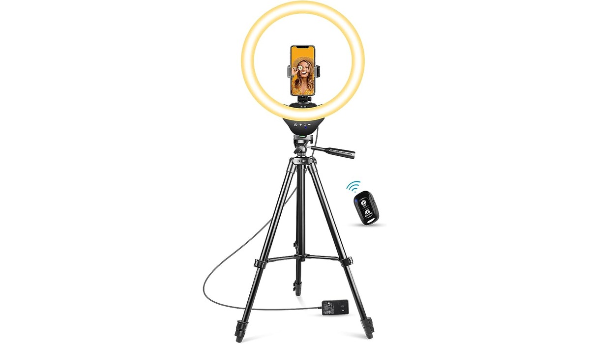 8 Best Phone Tripod With Light for 2024
