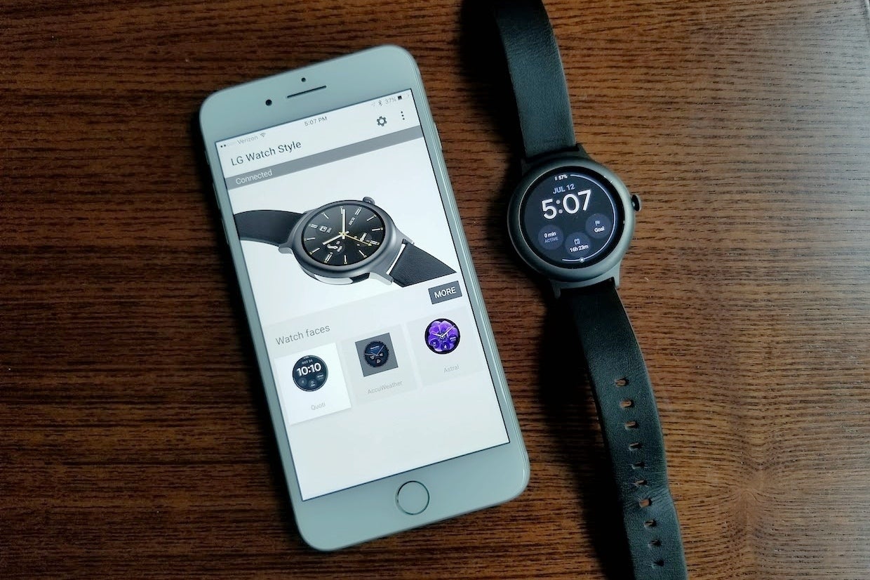 8 Best Smartwatch iOS Compatible for 2024