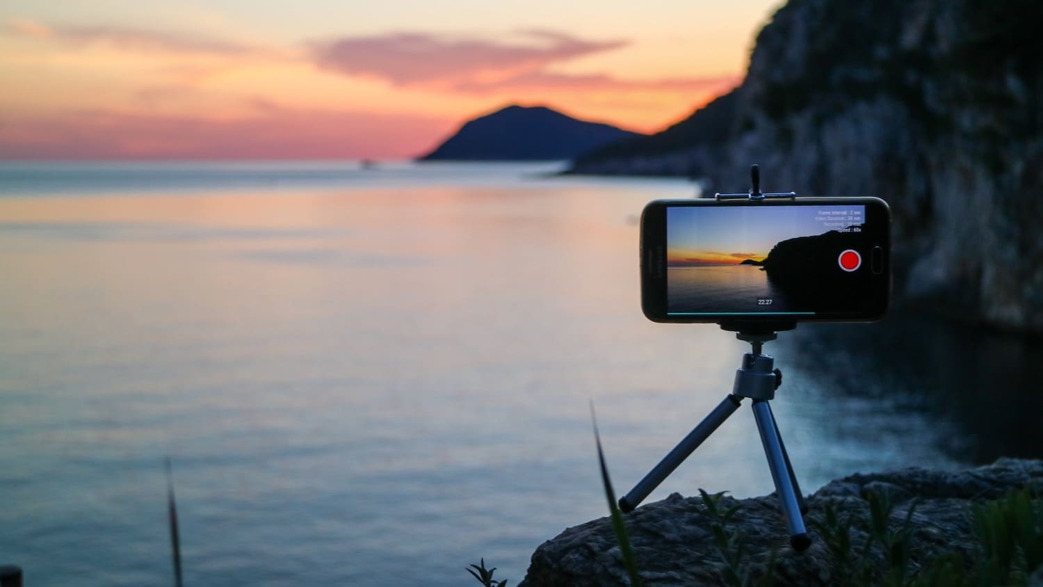 9 Amazing Iphone Tripod With Remote for 2024
