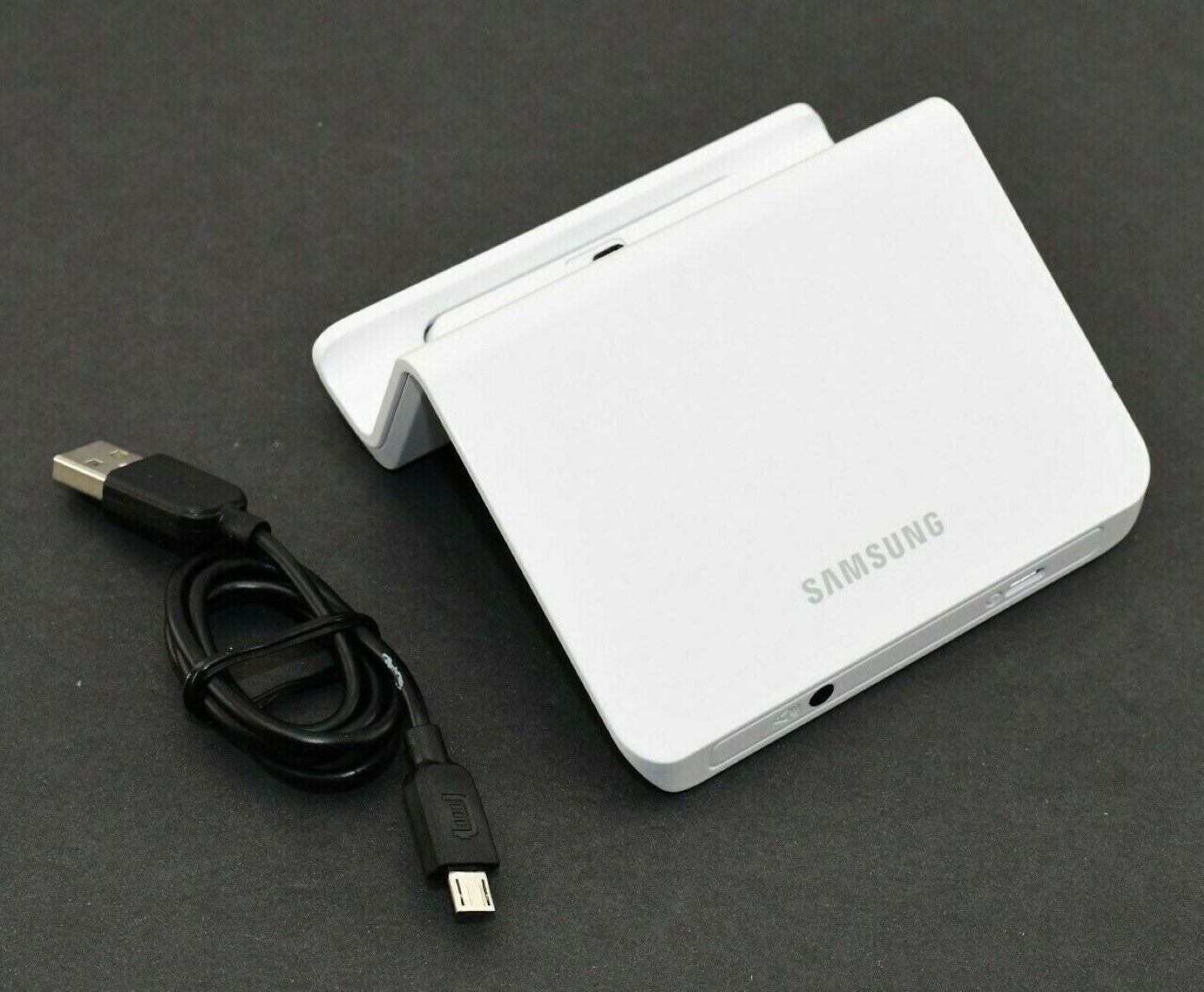 9 Amazing Micro USB Docking Station for 2024