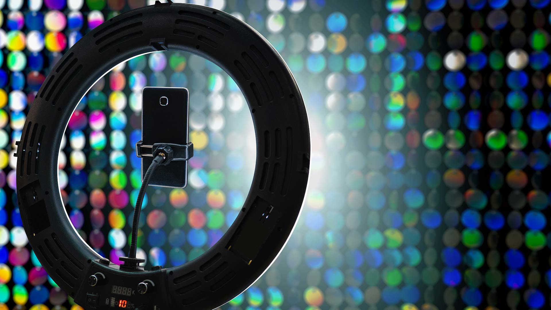 9 Amazing Ring Light With Phone Holder for 2024