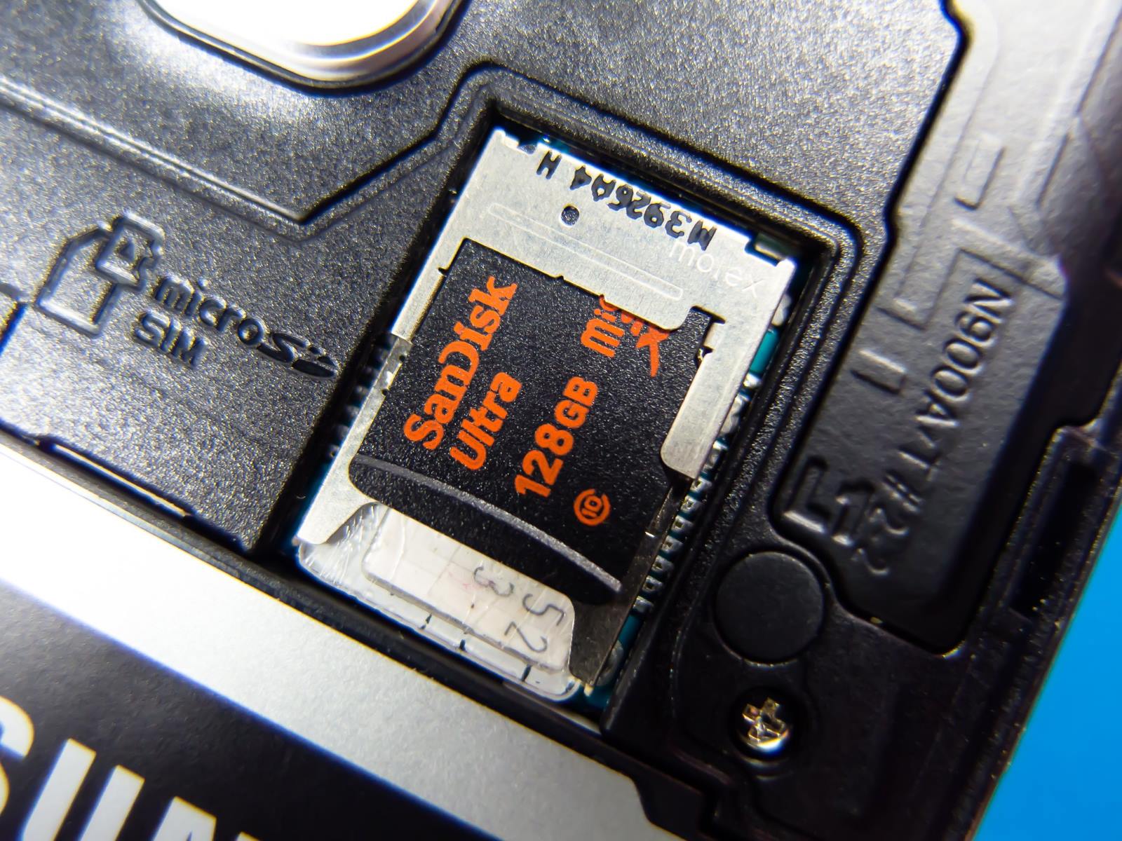 9 Best Cell Phone SD Memory Cards For 2024