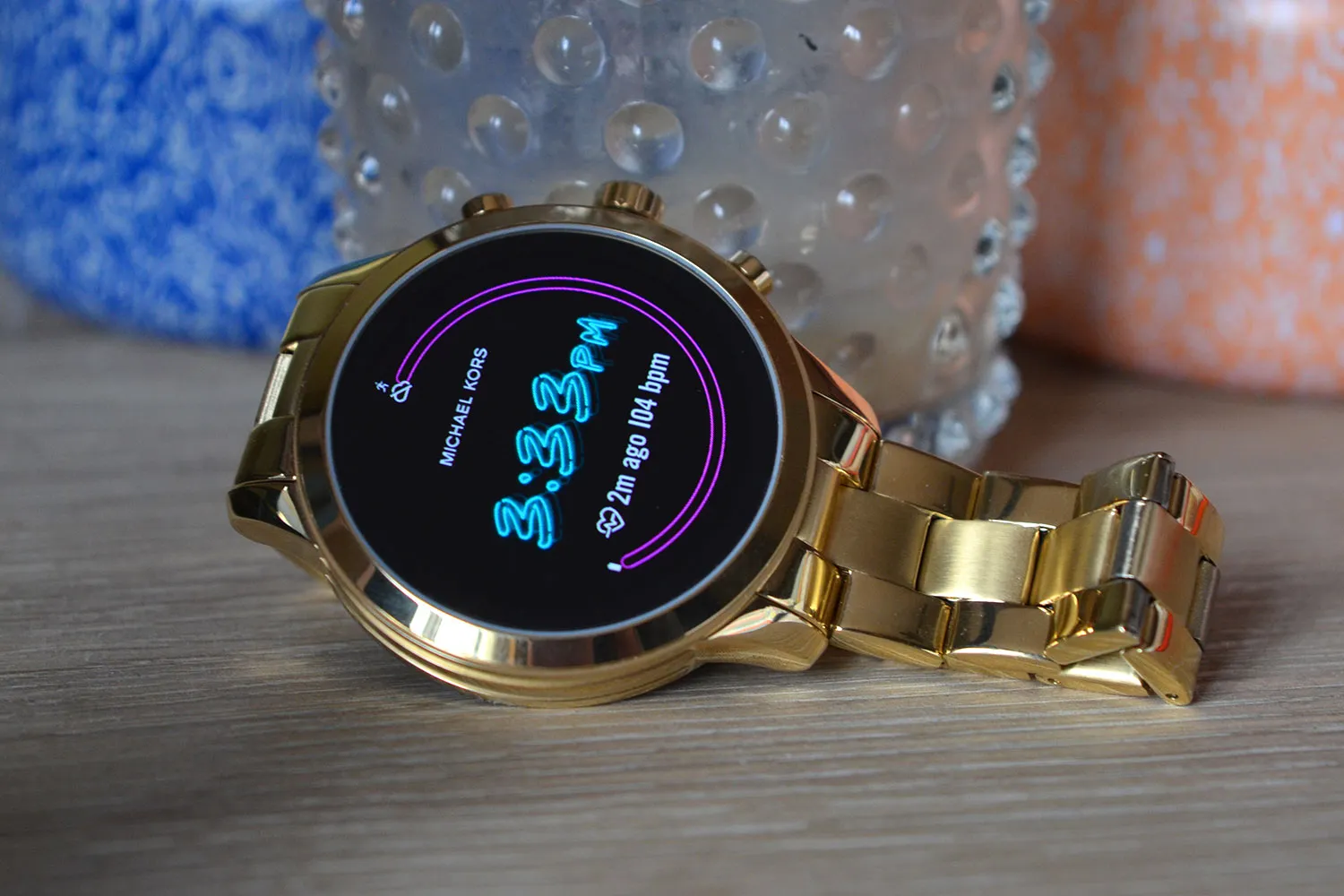 how-to-charge-michael-kors-smartwatch