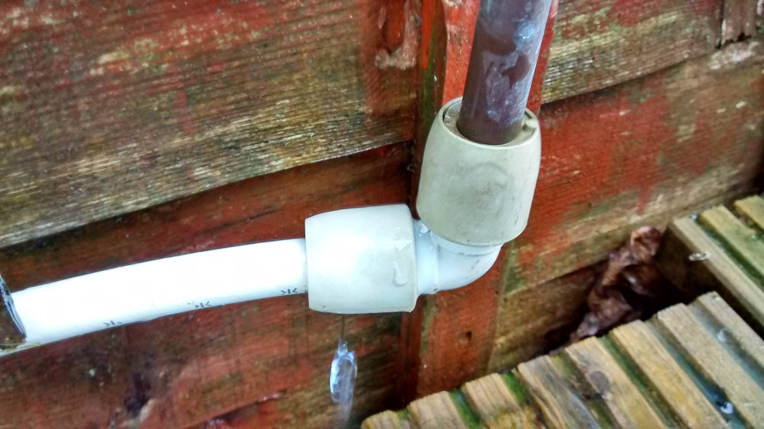 how-to-remove-pipe-from-push-fit-connector