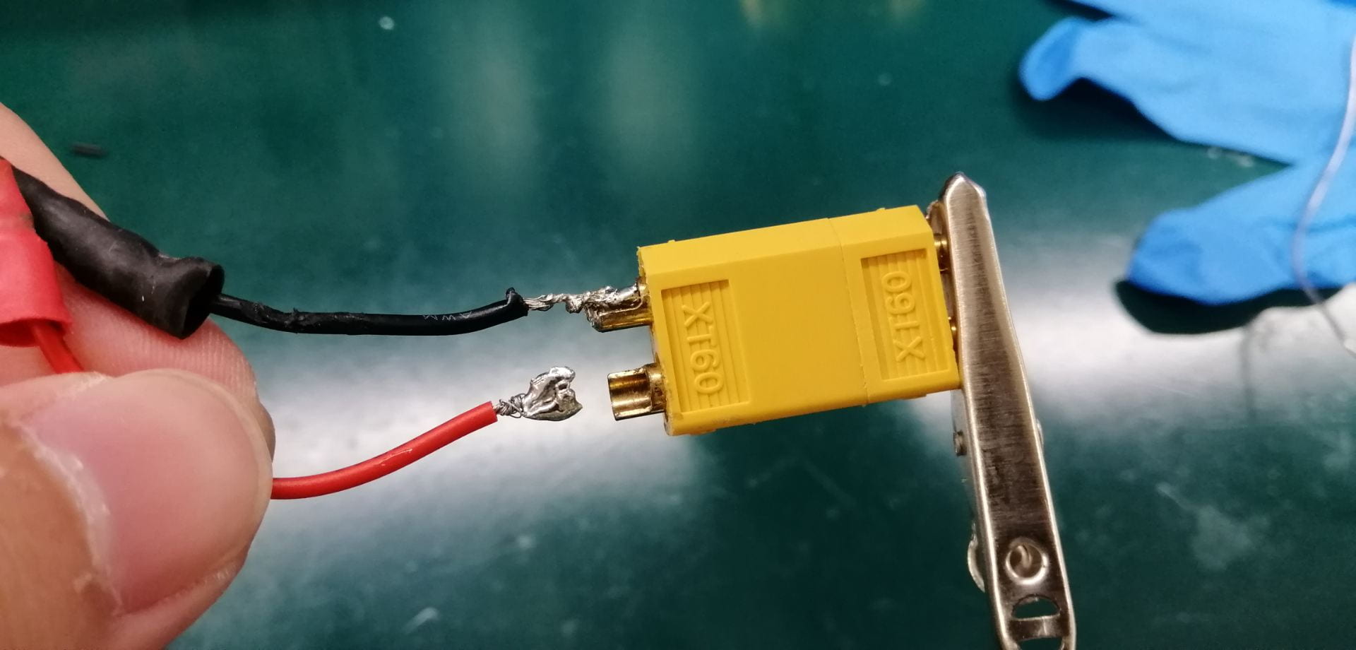 how-to-solder-xt60-connector