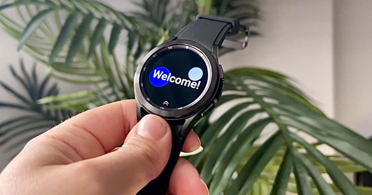 how-to-turn-on-my-smartwatch
