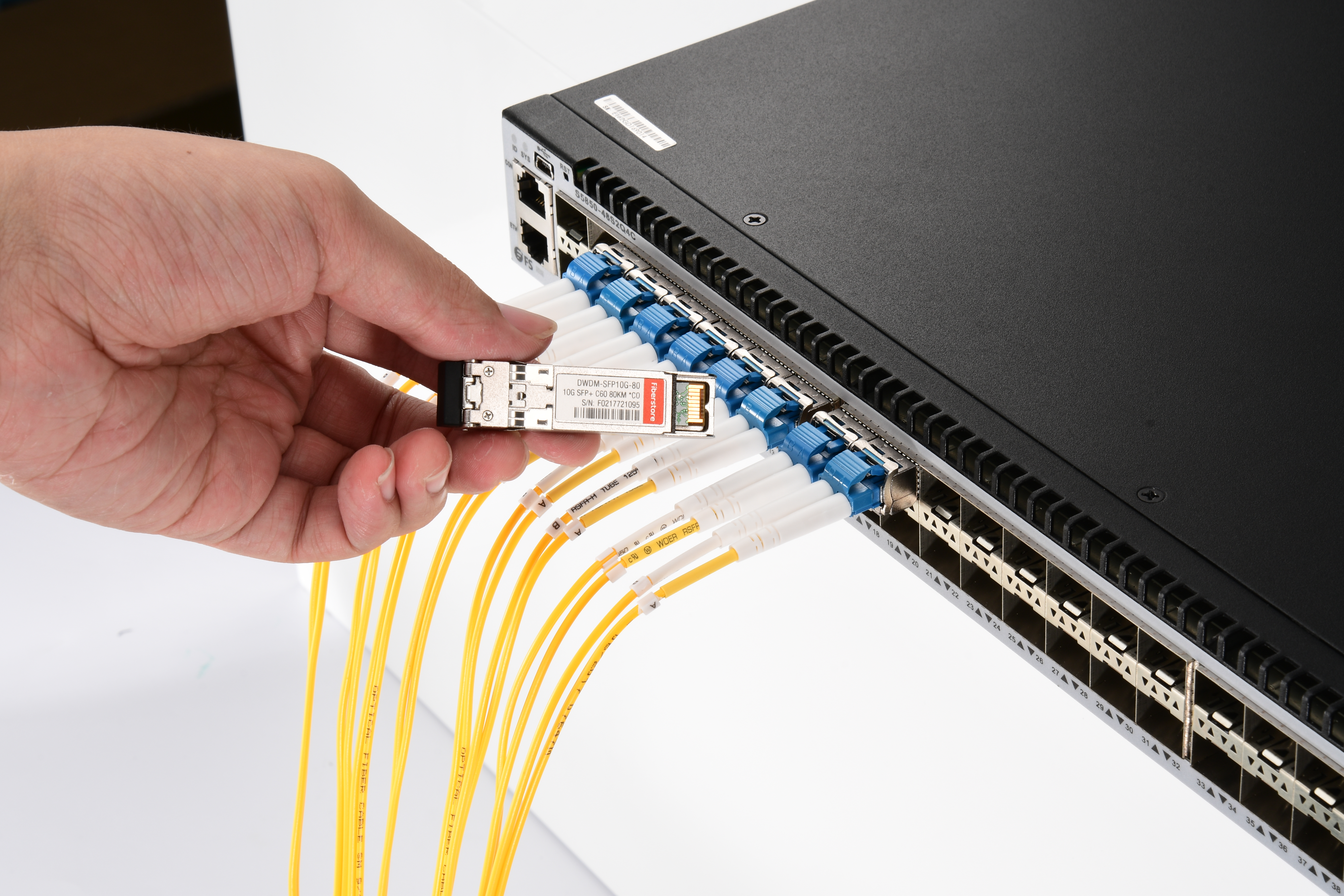what-type-of-connector-is-used-with-an-sfp-port