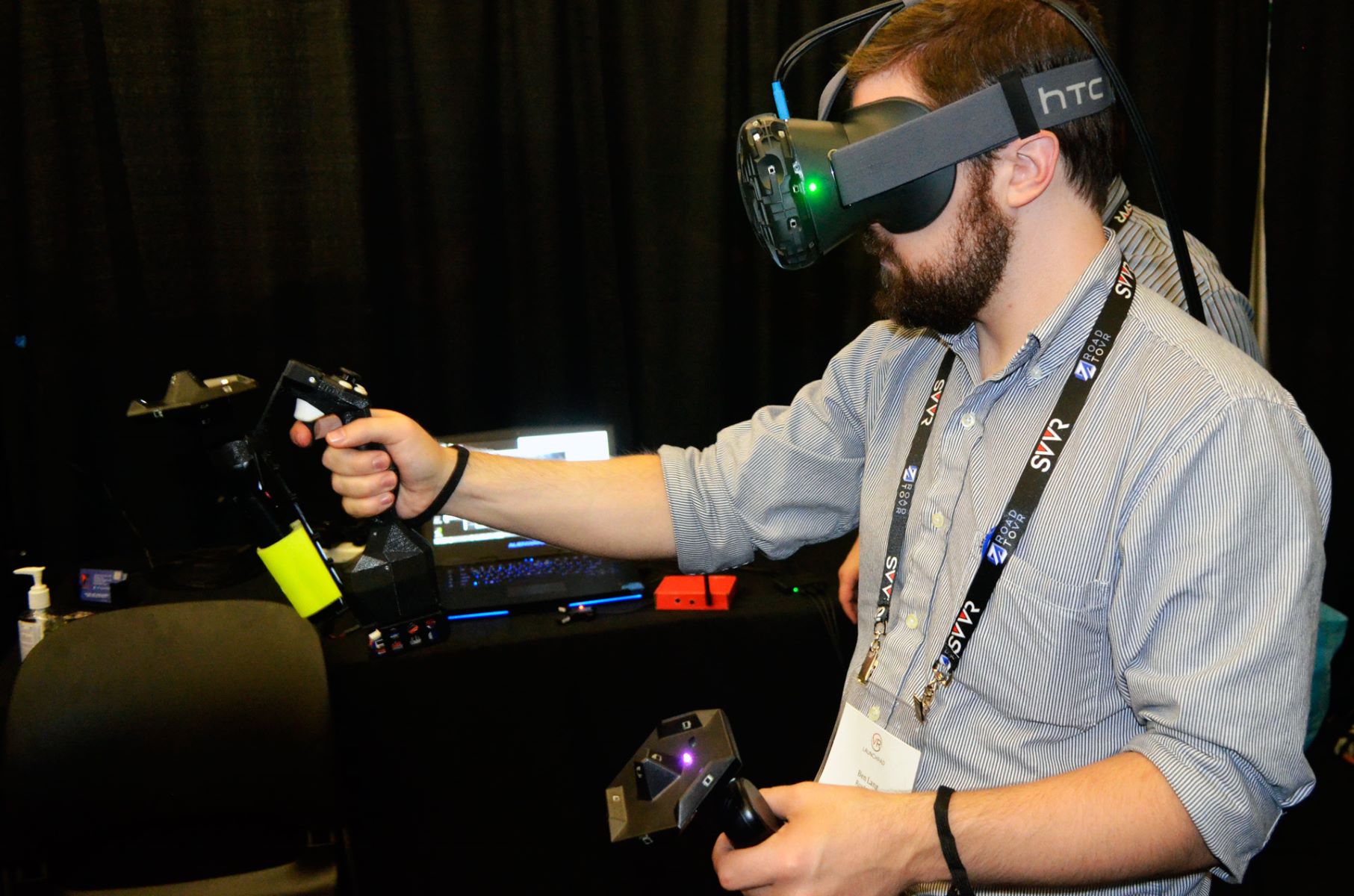 11 Best VR Controllers For PC For 2024