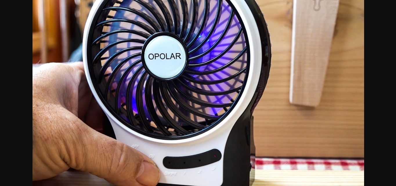 13 Incredible Battery Operated Fans Portable For 2023 CellularNews   12 Incredible Battery Fan Portable For 2023 1693532205 