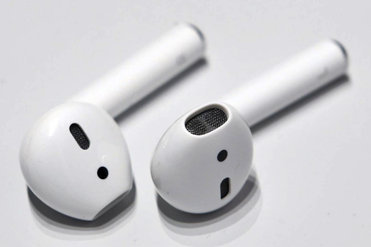 How To Pair Wireless Earbuds To iPhone CellularNews