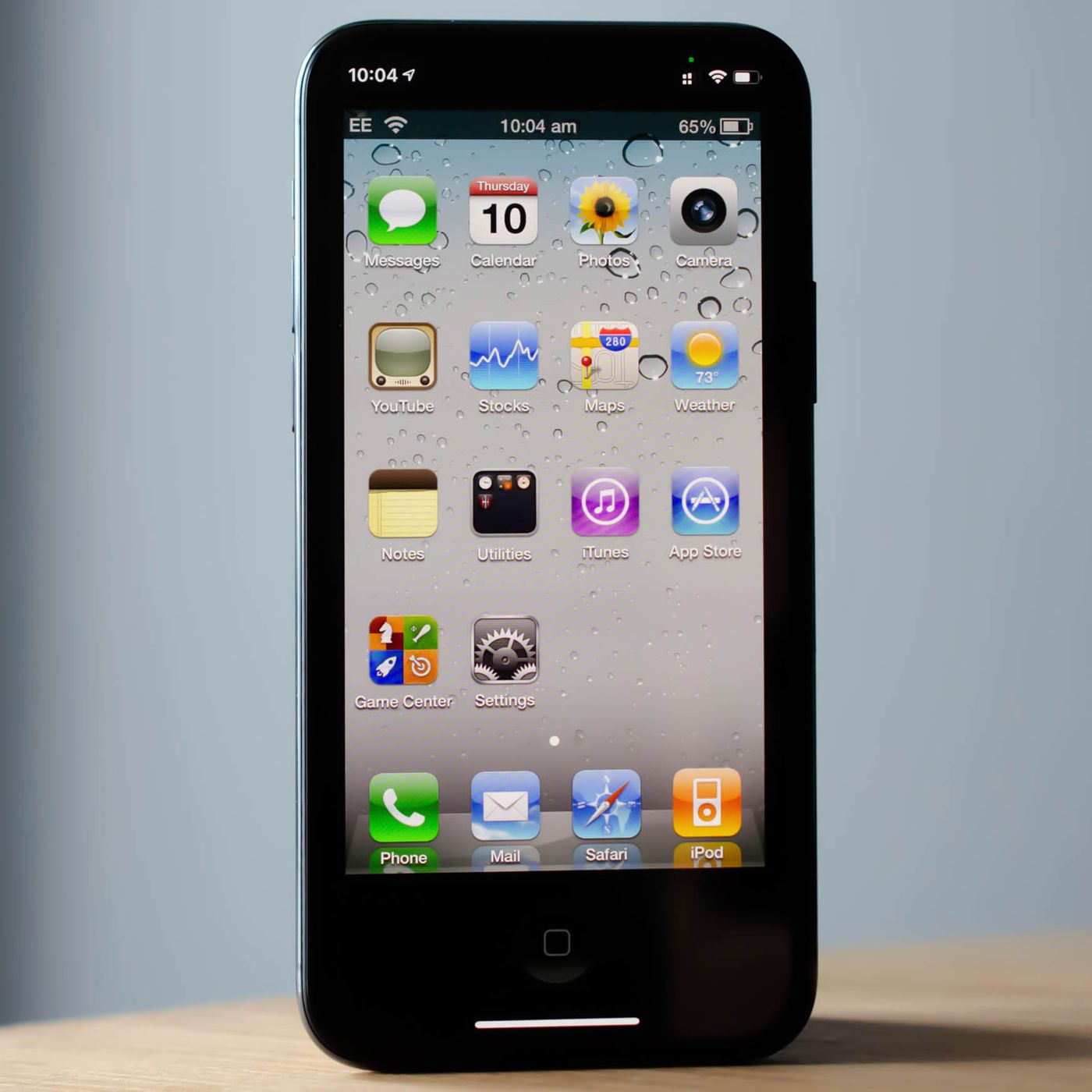 an-18-year-old-rebuilt-ios-4-as-an-app-for-modern-iphones