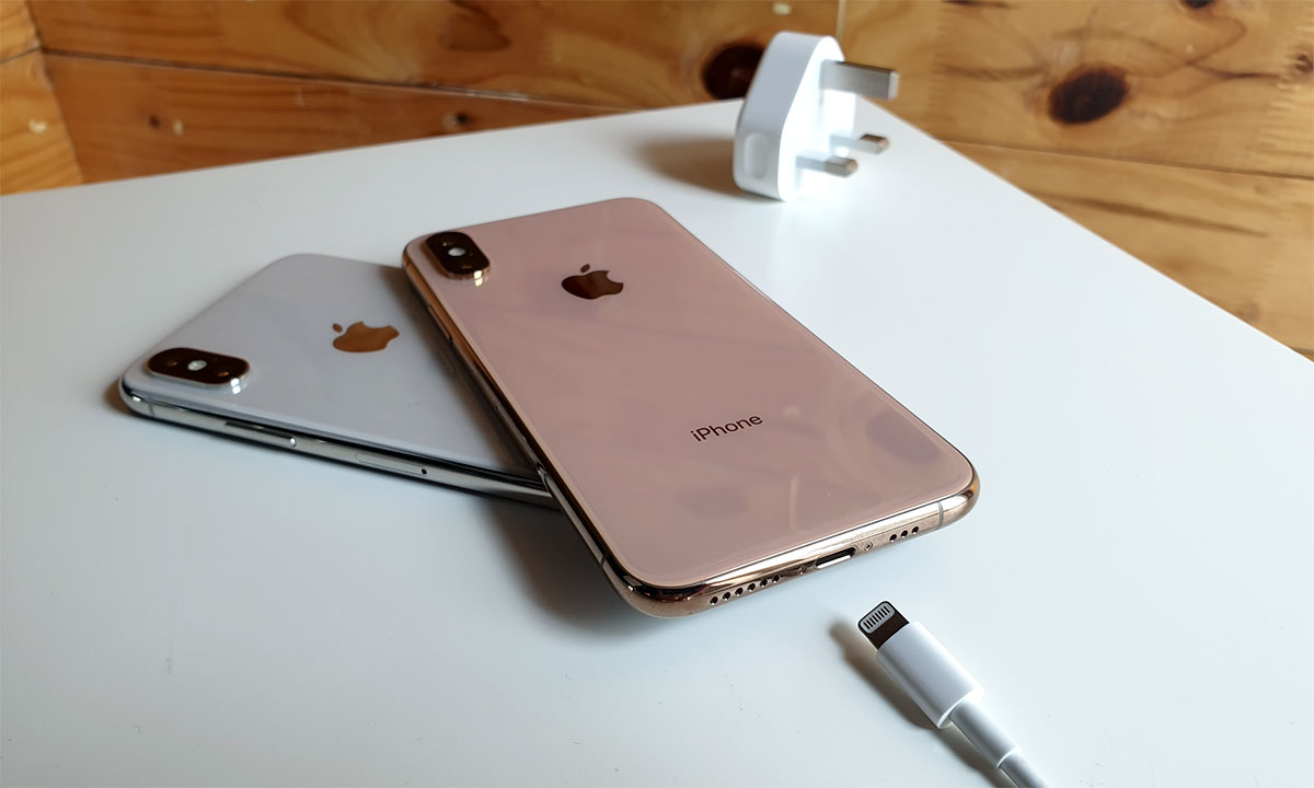 apple-is-testing-a-fix-for-the-iphone-xs-chargegate-problem