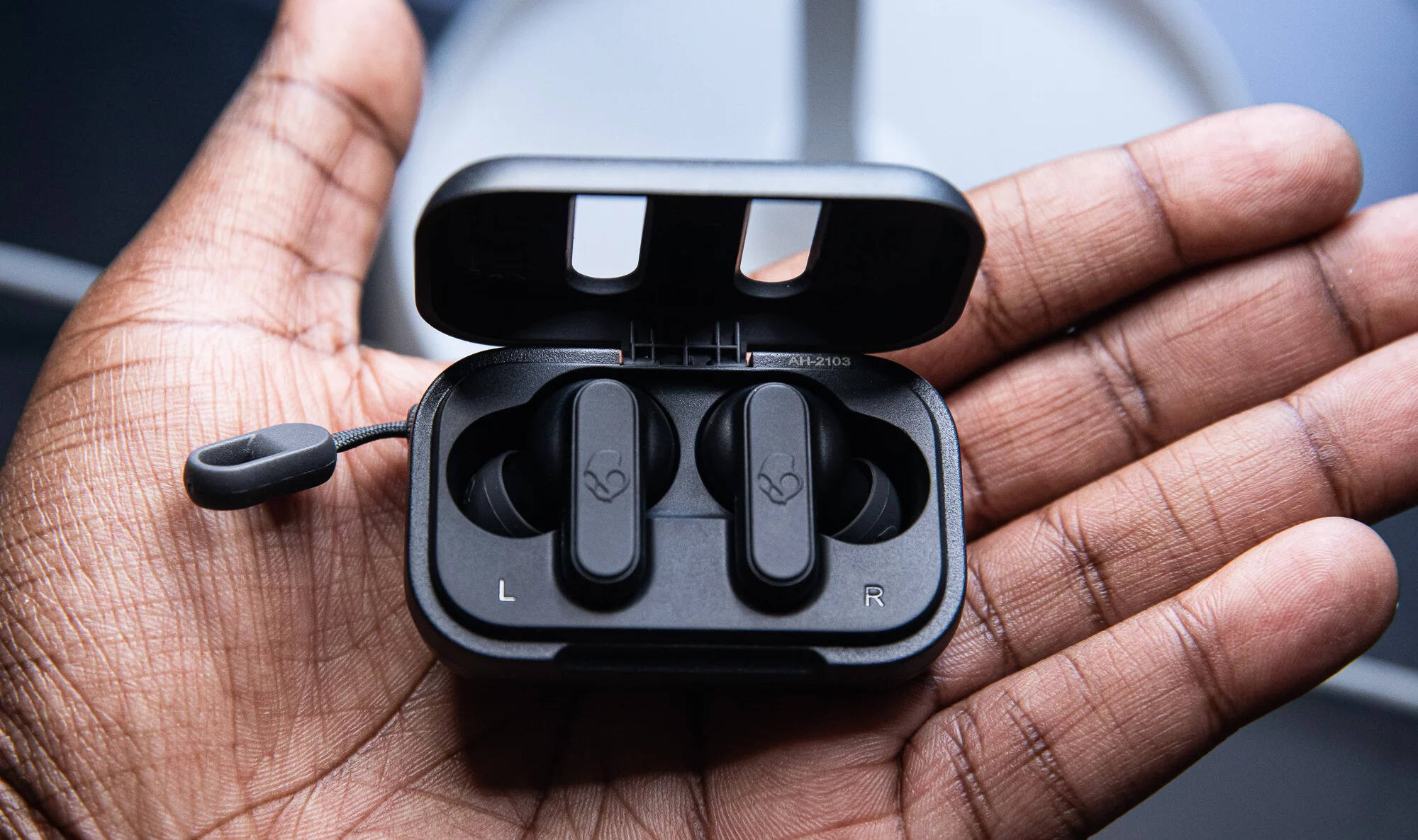 how-long-does-it-take-skullcandy-wireless-earbuds-to-charge
