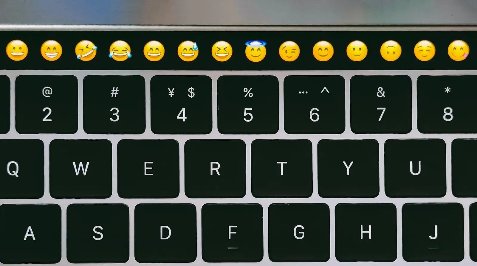 how-to-add-emojis-to-a-text-without-opening-the-emoji-keyboard