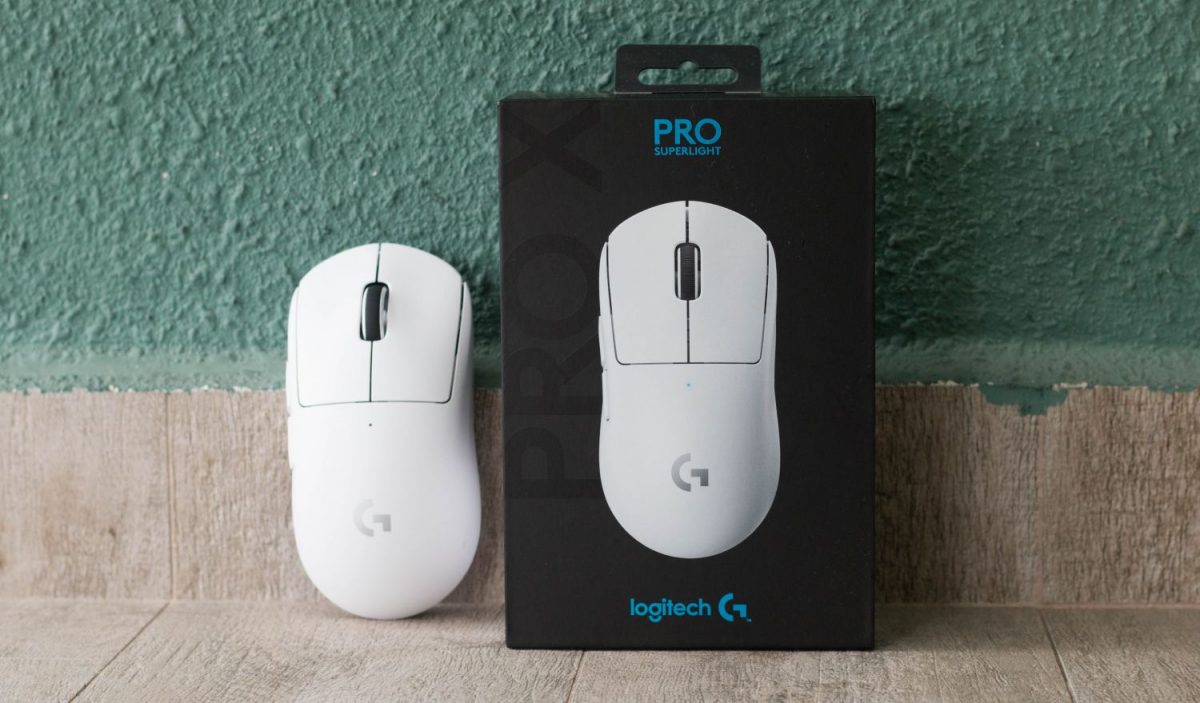 how-to-charge-logitech-g-pro-wireless