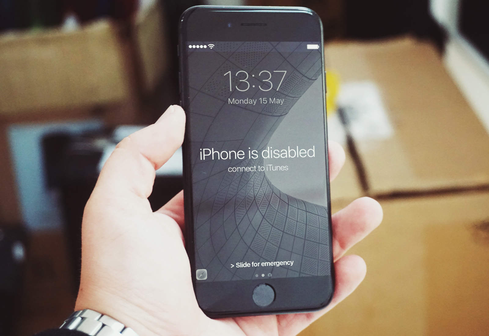 how-to-check-if-iphone-is-stolen