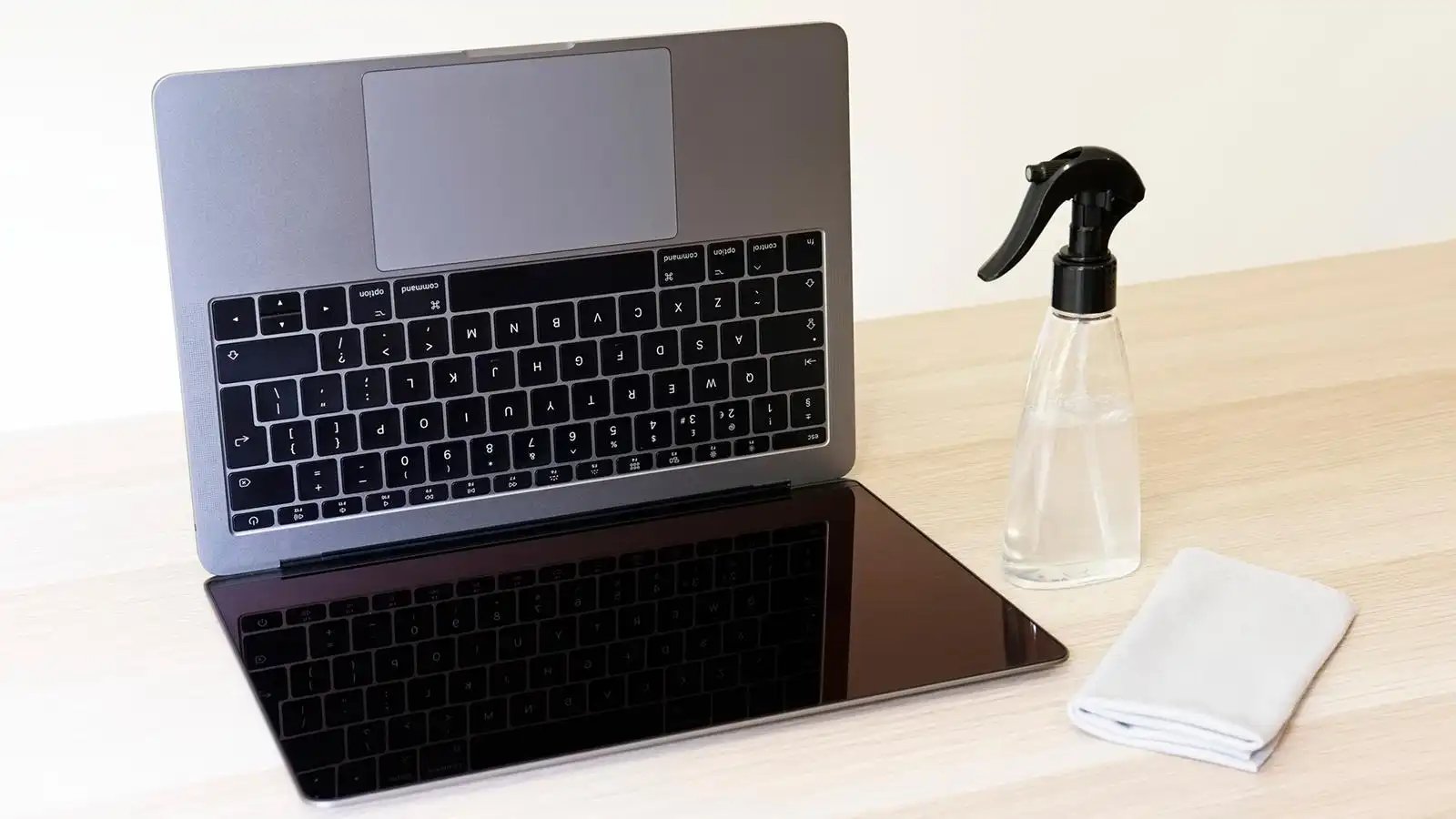 how-to-clean-a-macbook-safely-but-thoroughly