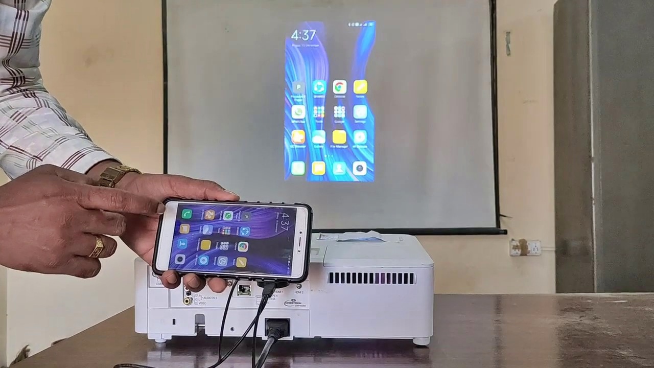 how-to-connect-projector-to-phone