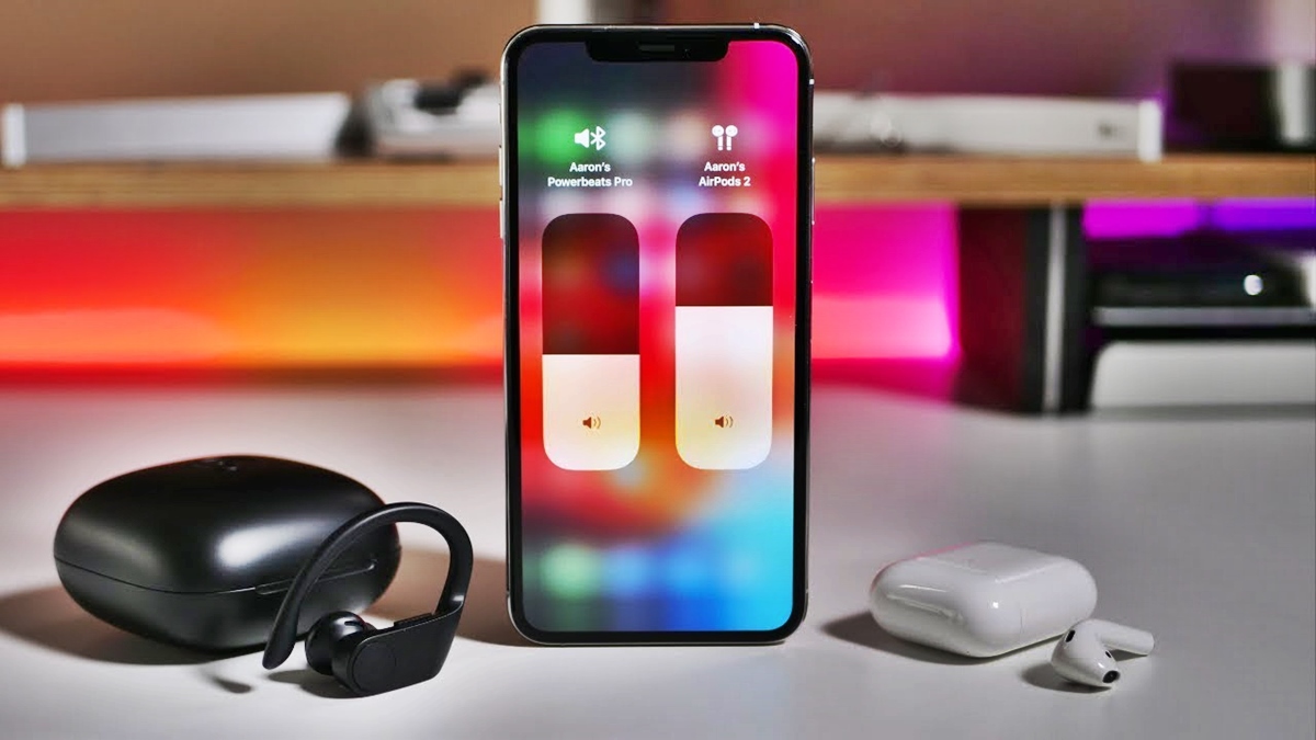 how-to-connect-two-bluetooth-headphones-to-one-phone-iphone