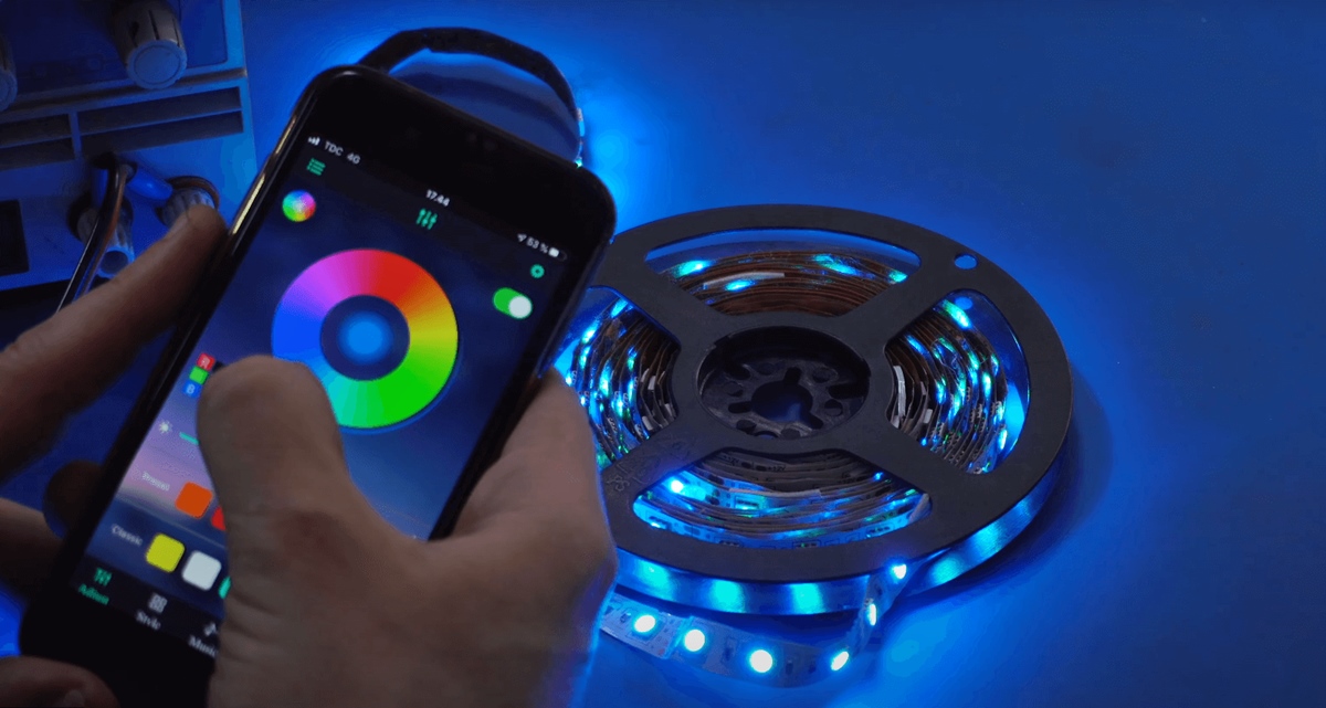 how-to-connect-your-led-lights-to-your-phone