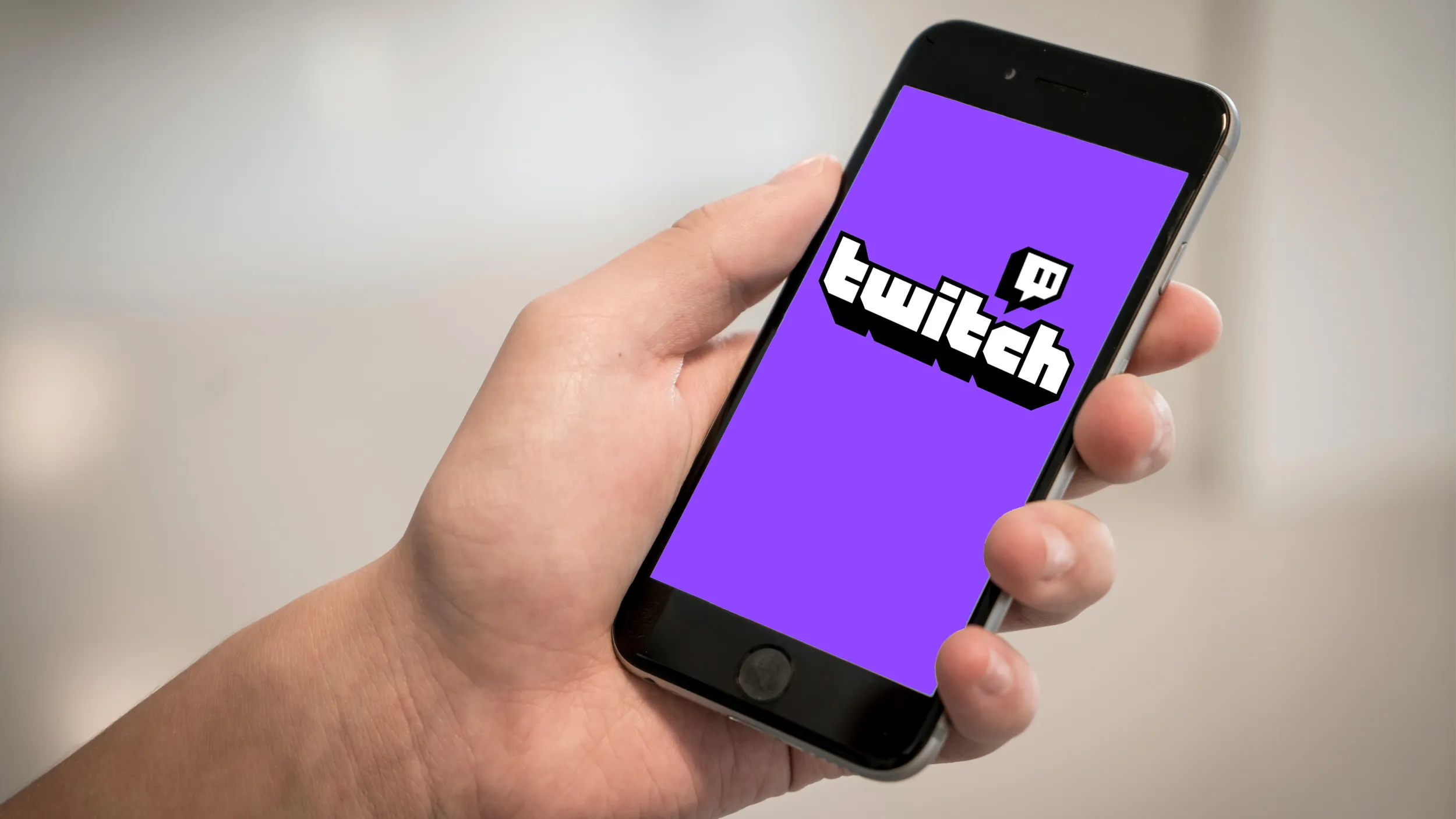 how-to-donate-on-twitch-mobile-app-iphone