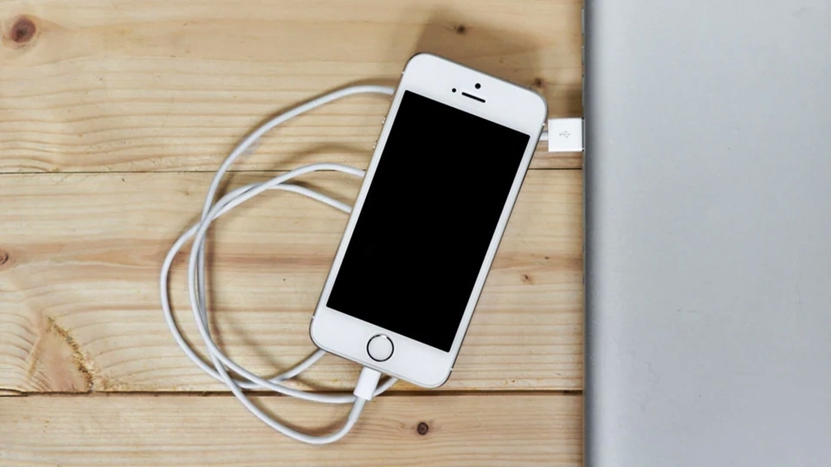 how-to-drain-your-phone-battery-fast