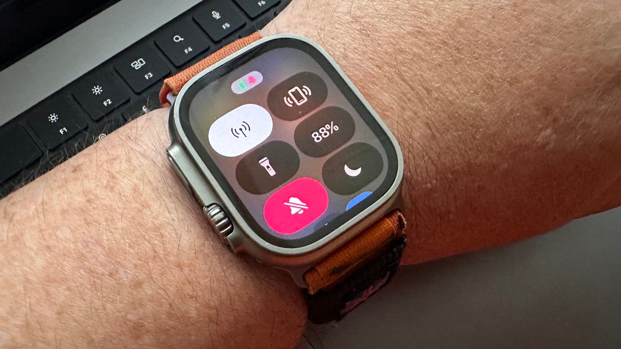 how-to-find-your-phone-on-apple-watch