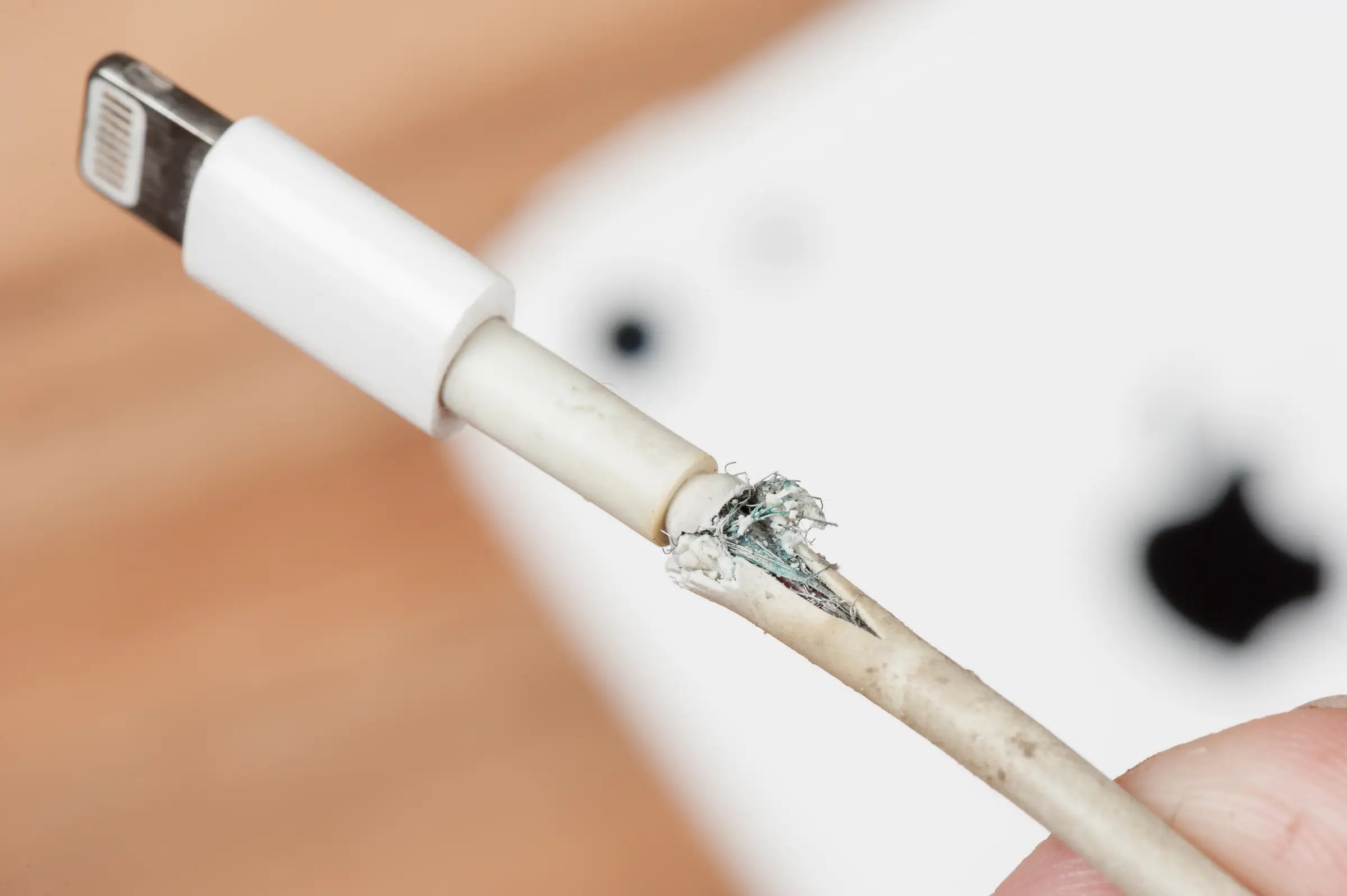 how-to-fix-broken-iphone-charger-tip