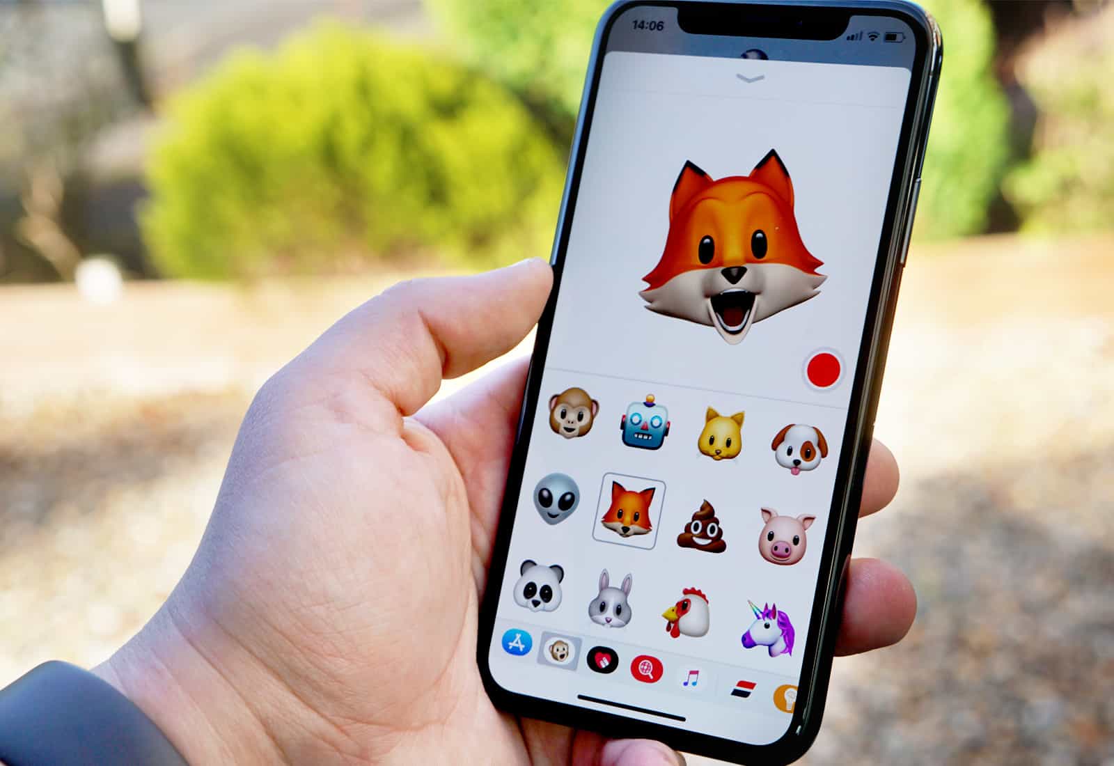 how-to-get-iphone-x-animojis-on-android