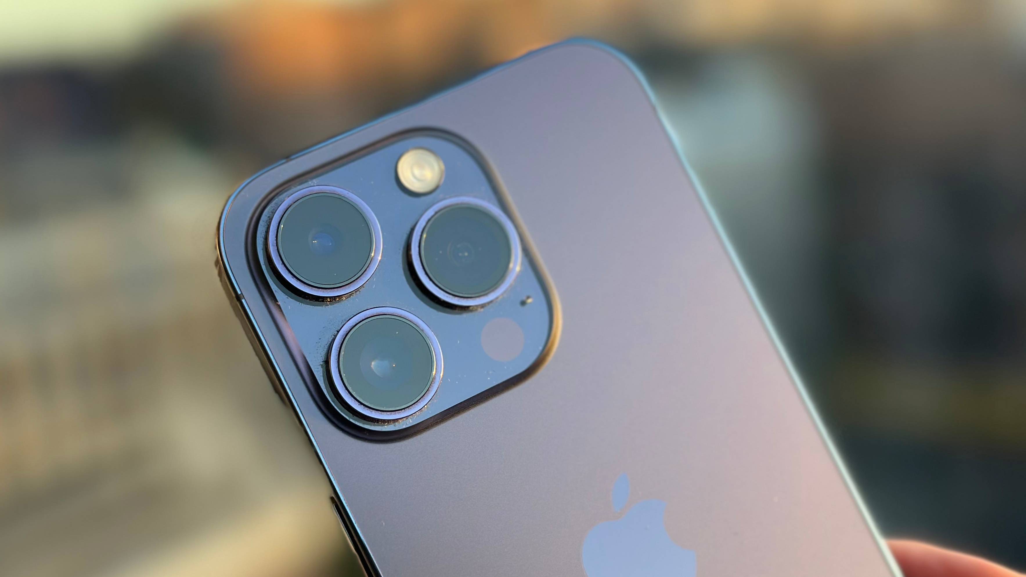 how-to-get-rid-of-black-spots-on-phone-camera-lens