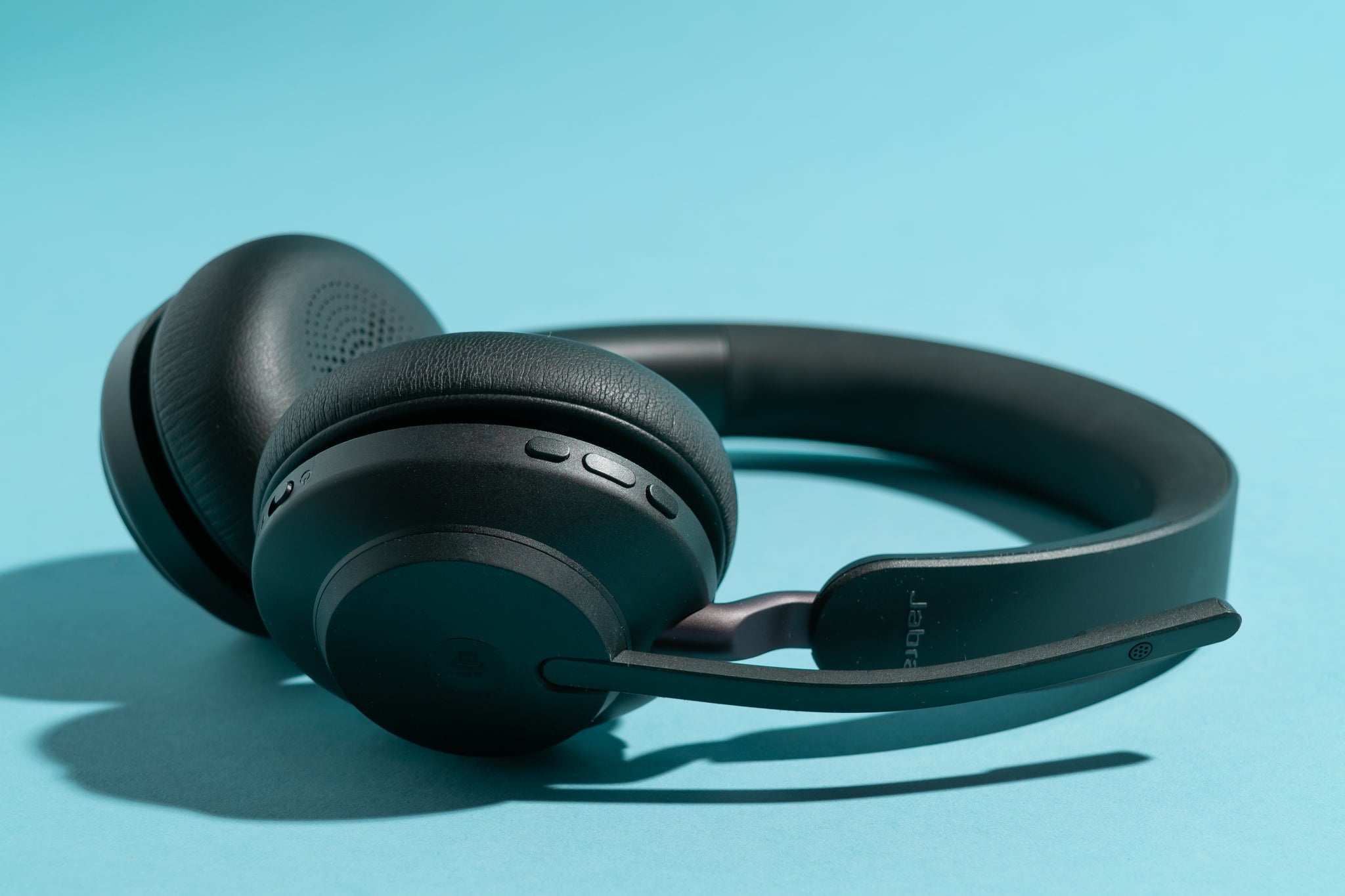 how-to-make-your-headphones-wireless