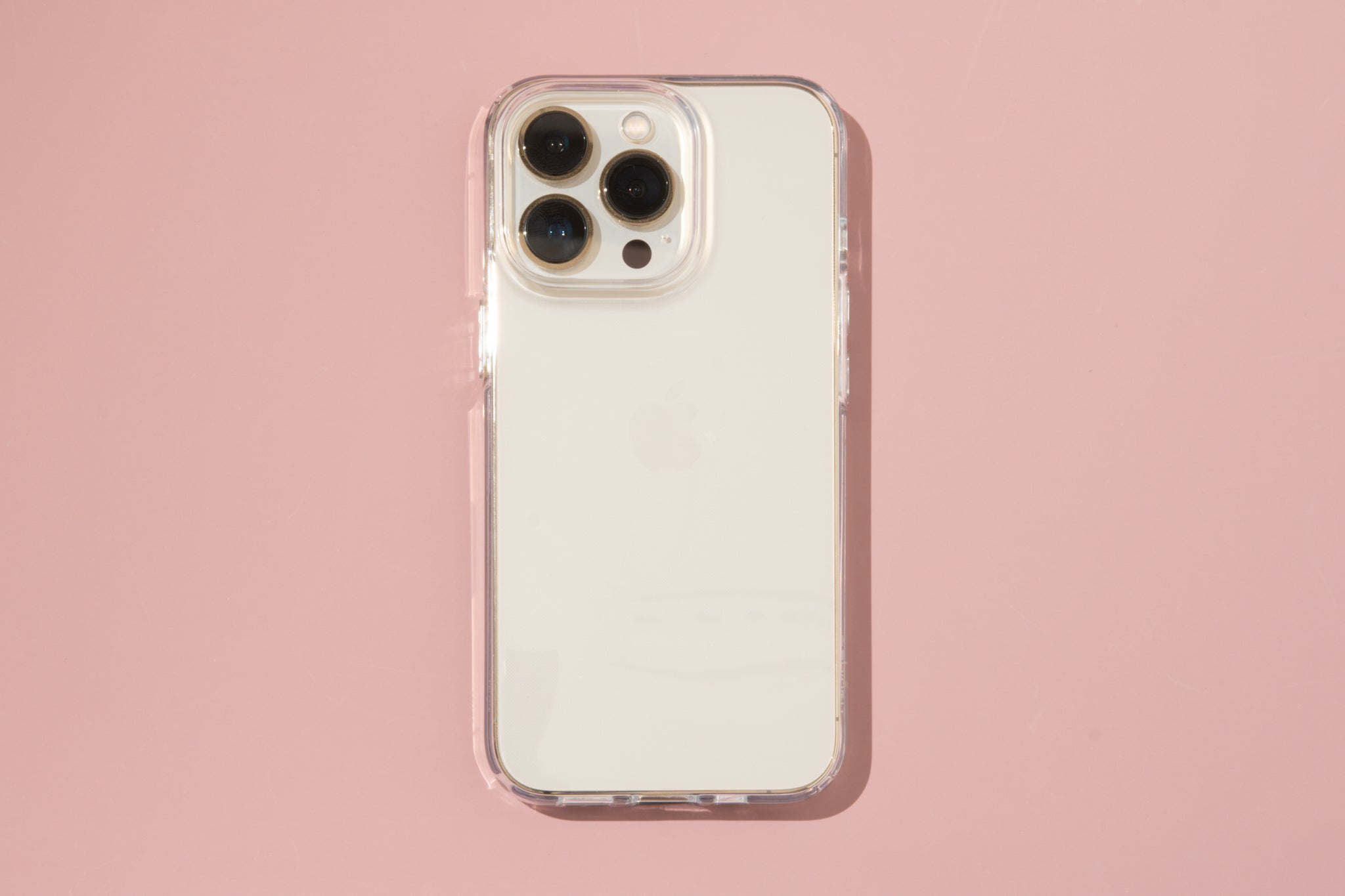 how-to-make-your-phone-case-clear