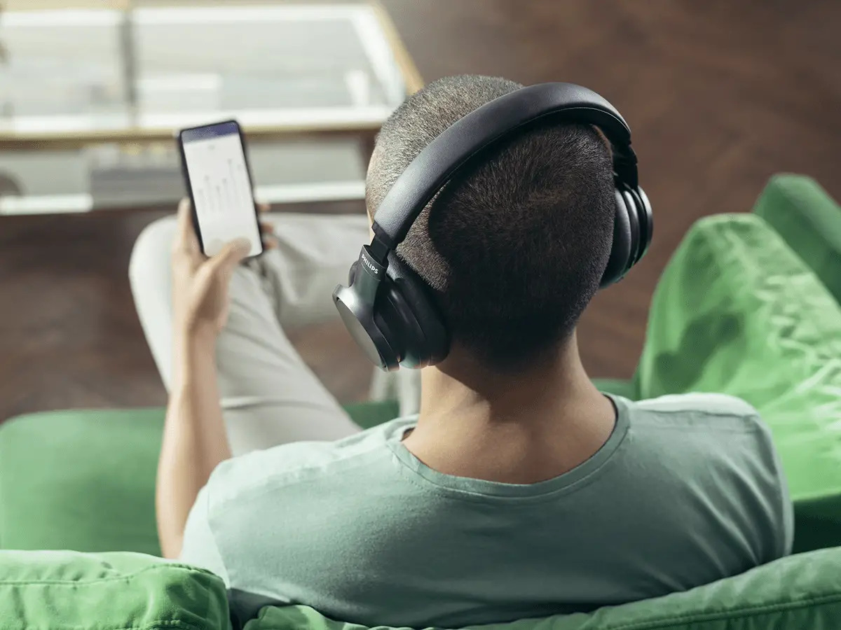 how-to-pair-philips-wireless-headphones