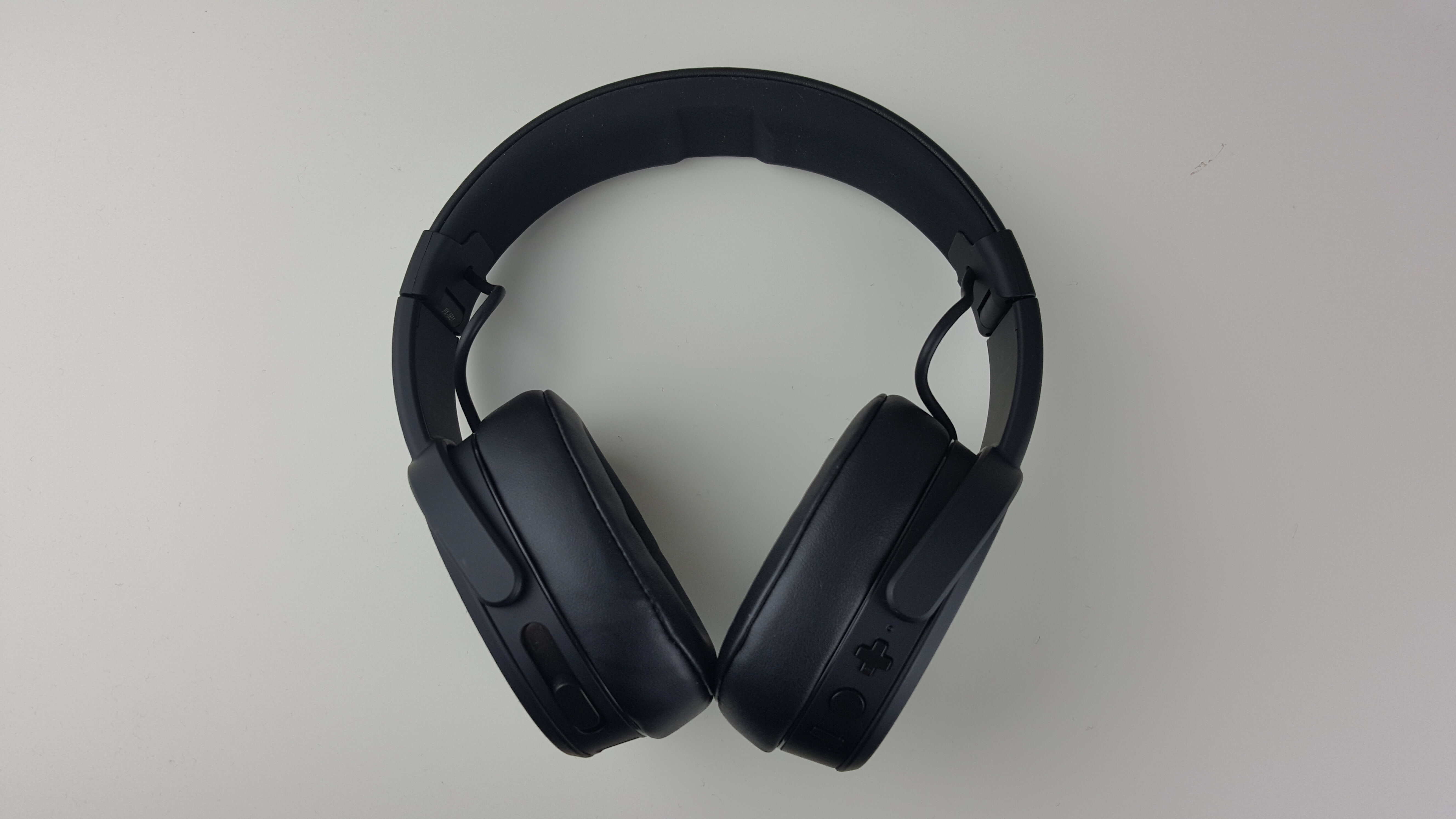how-to-pair-skullcandy-crusher-wireless-headphones