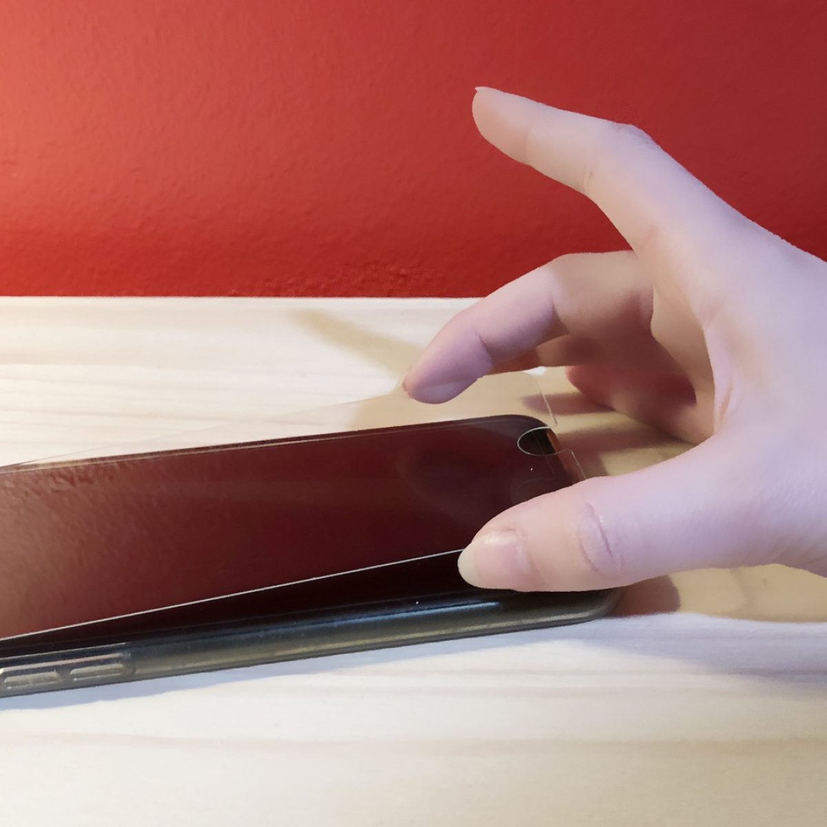 How To Remove A Phone Screen Protector