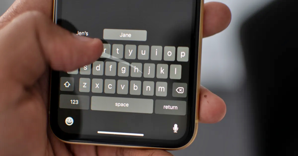 how-to-swipe-text-on-the-iphone-with-ios-13