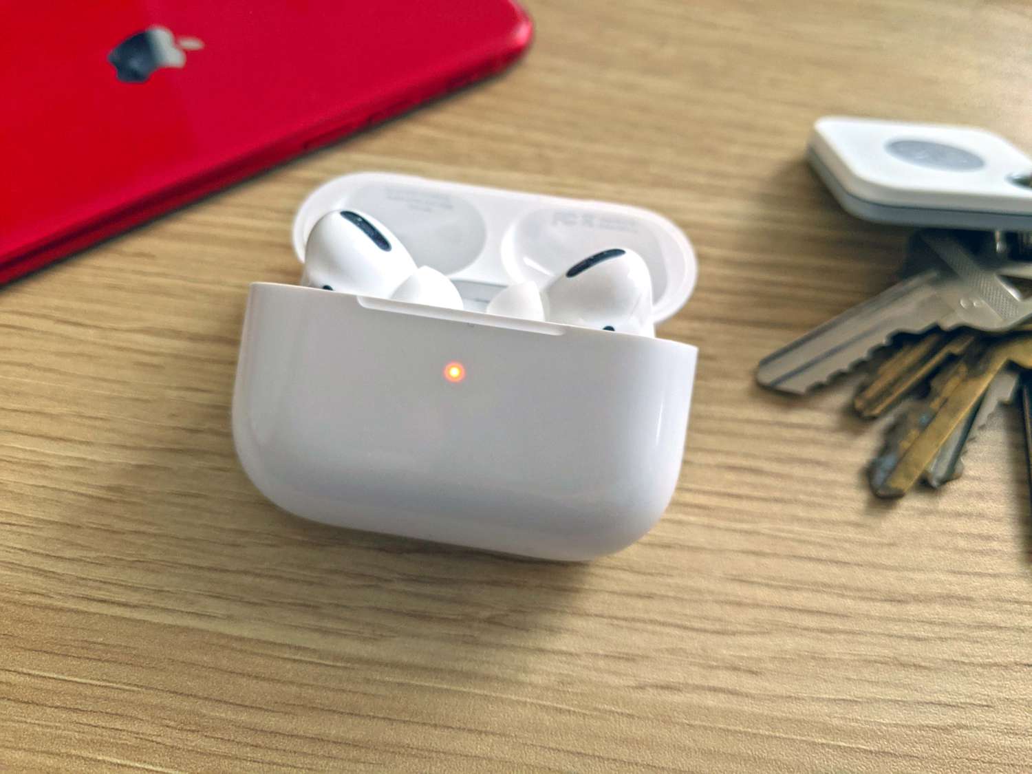 how-to-tell-if-your-airpods-have-wireless-charging
