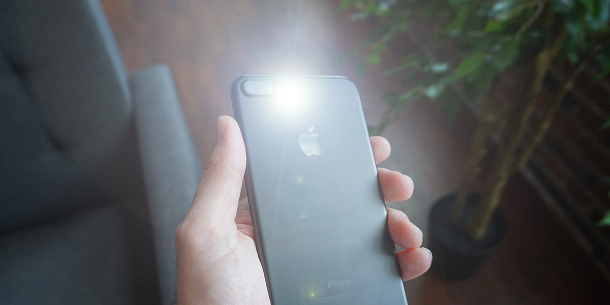 how-to-turn-flashlight-off-on-iphone
