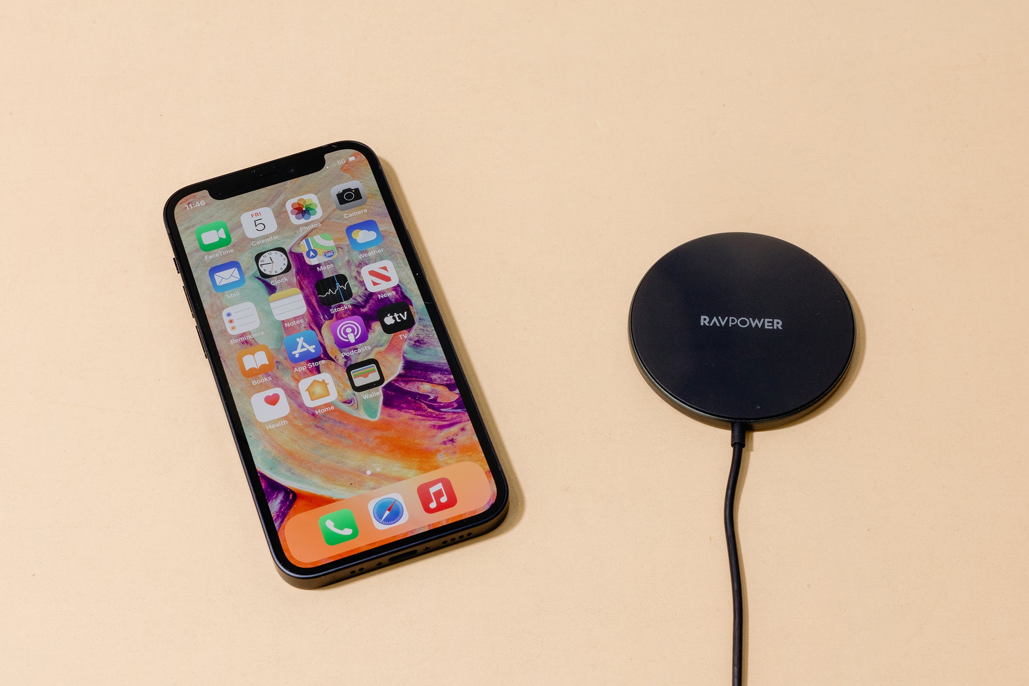 how-to-turn-on-iphone-wireless-charging