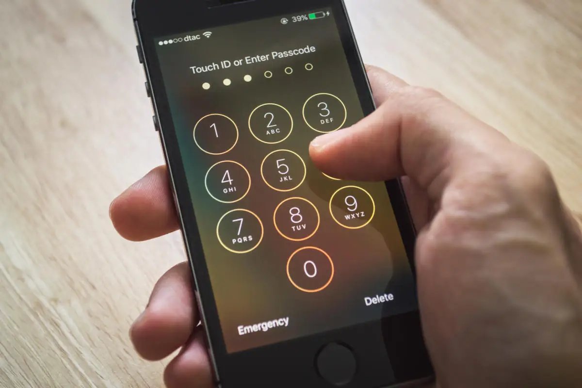how-to-unlock-iphone-without-passcode-or-face-id-for-free