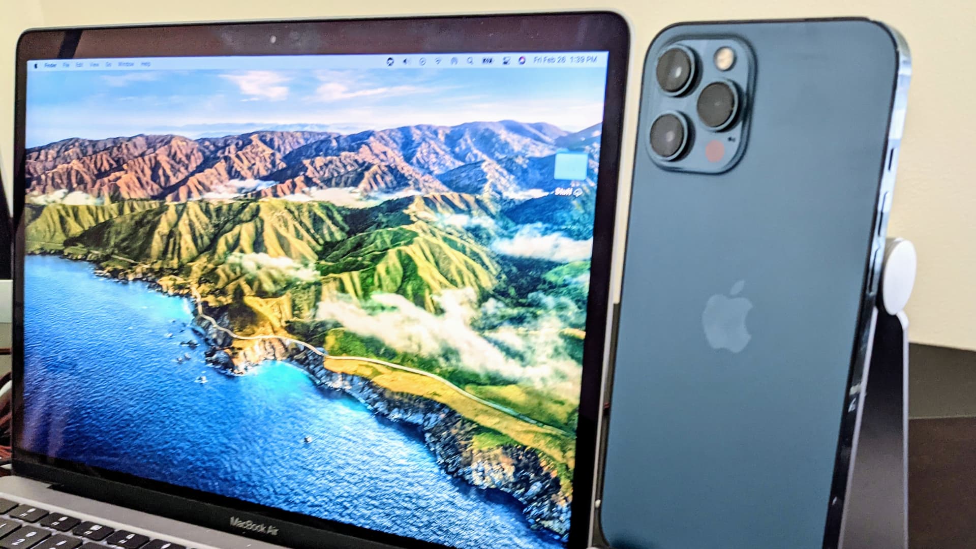 how-to-use-your-iphone-as-a-webcam