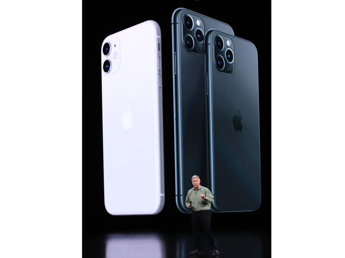 iphone-11-rumors-for-2019-a-3-lens-camera-reverse-wireless-charging-but-no-5g