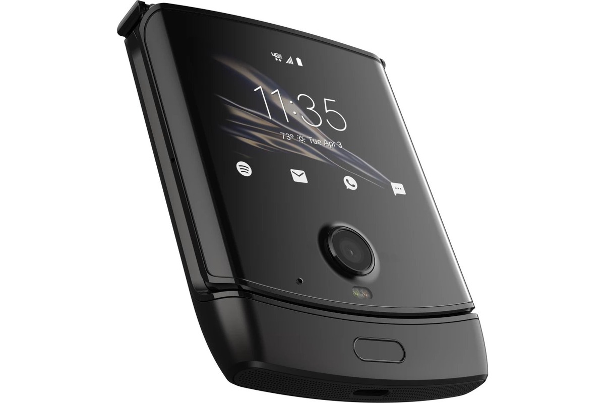 moto-razr-flip-phone-to-go-on-sale-may-6th-in-india-following-multiple-postponements
