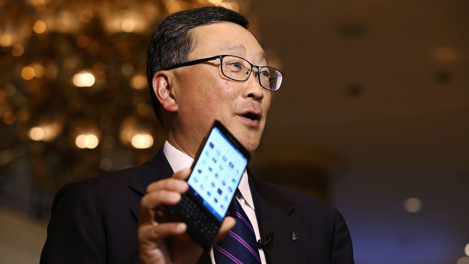 other-companies-should-make-blackberry-like-phones-says-blackberry-ceo-john-chen
