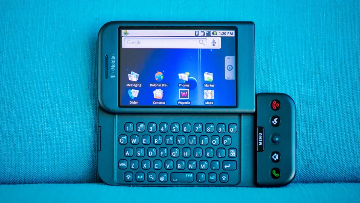 the-first-android-phone-t-mobile-g1-was-launched-ten-years-ago-today