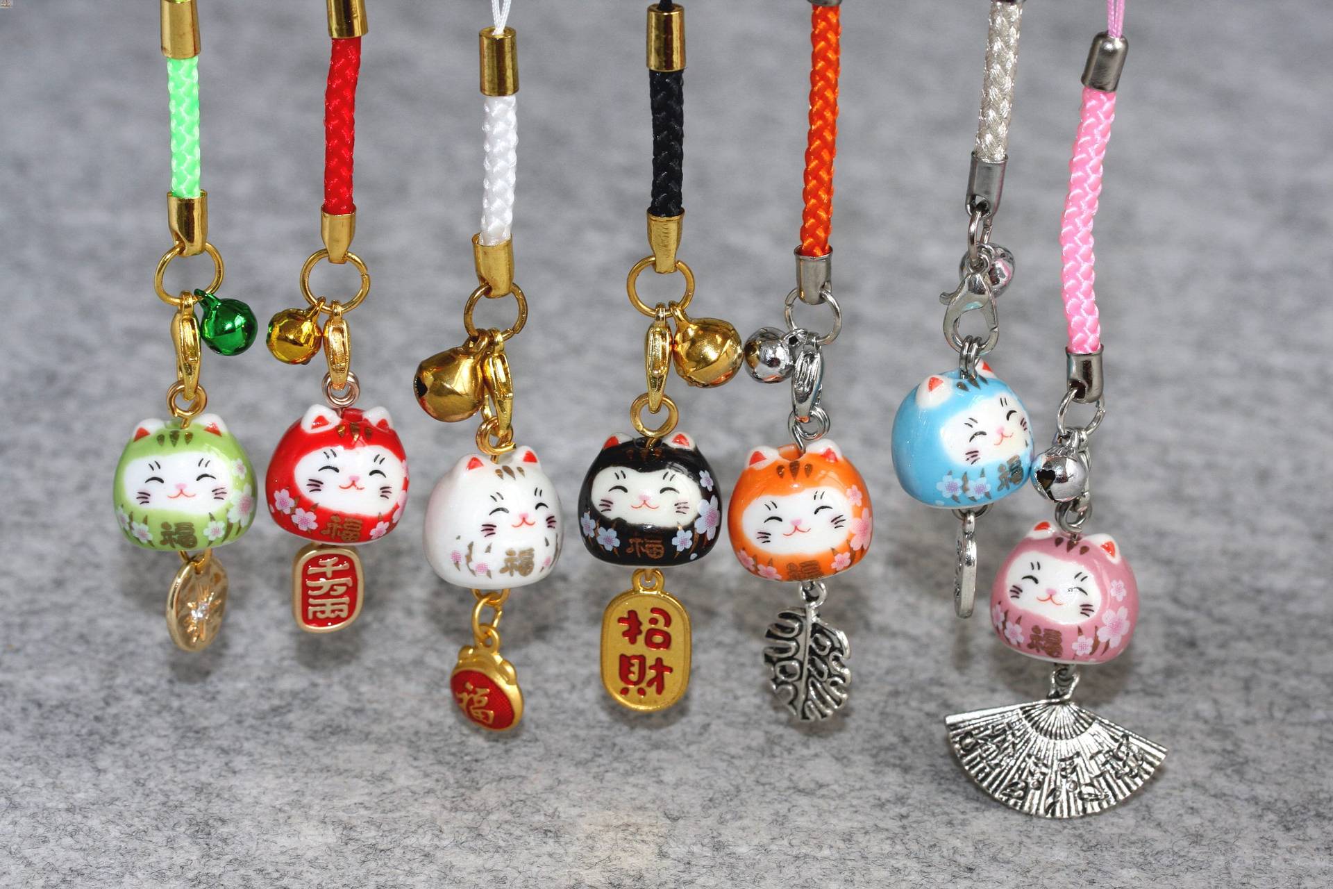 11 Amazing Lucky Cat Phone Charm For 2024