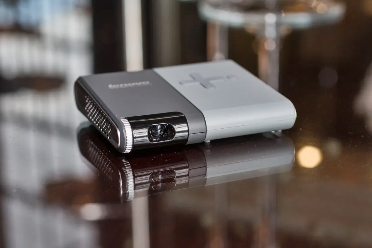 14 Best Phone Projector iPhone For 2024