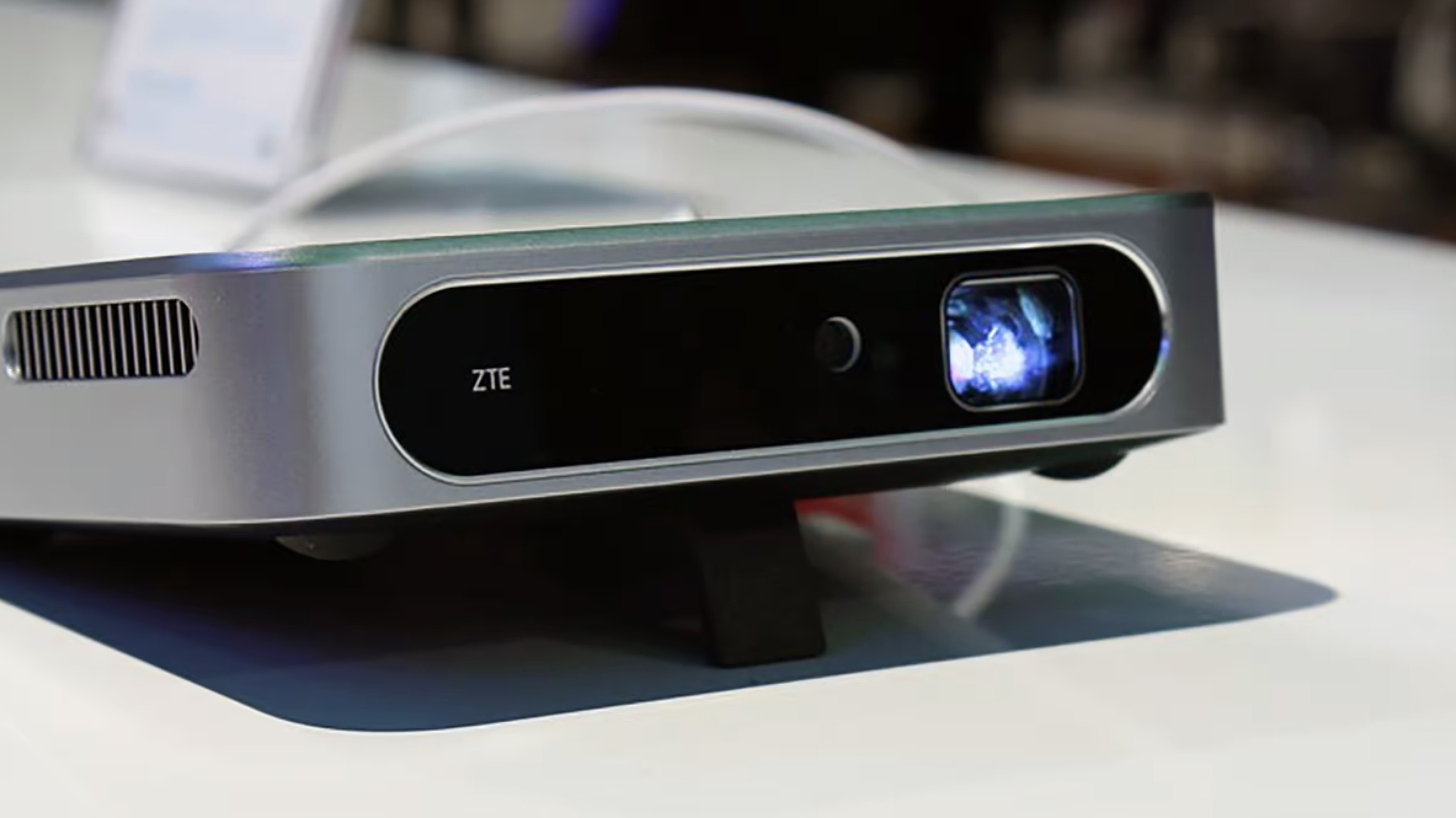 15 Amazing Cell Phone Projector Android For 2024